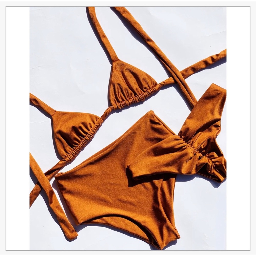 Maheli Heli Bikini Top (Size XS/S)